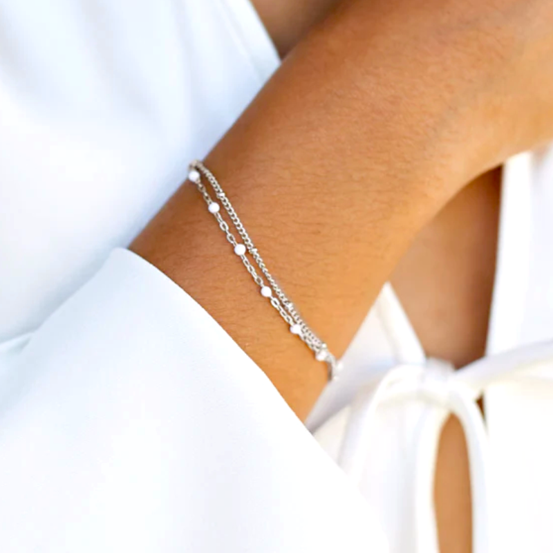 Virelle-Virelle | Damesarmband – Dubbele witte kralen, verstelbare sluiting